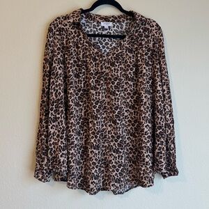 Umgee v neck leopard print blouse top